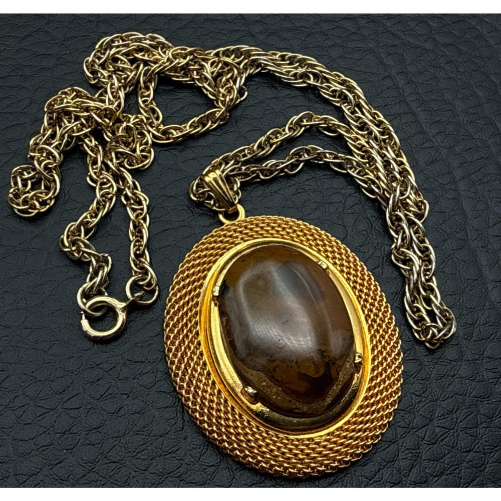 Vintage Stone Pendant Necklace Picture Jasper Gold Tone Mesh Frame 24" Chainβ